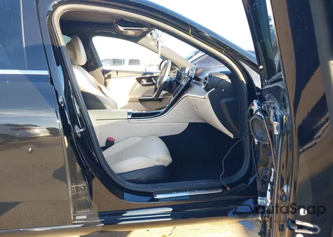 2022 Mercedes-Benz C 300 Sedan from USA, damaged, VIN W1KAF4GBXNR016121